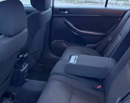 Серый Тойота Авенсис, объемом двигателя 2 л и пробегом 300 тыс. км за 2950 $, фото 14 на Automoto.ua