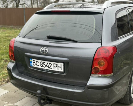 Серый Тойота Авенсис, объемом двигателя 2.23 л и пробегом 240 тыс. км за 4800 $, фото 1 на Automoto.ua