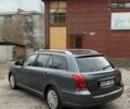 Серый Тойота Авенсис, объемом двигателя 2 л и пробегом 300 тыс. км за 3250 $, фото 5 на Automoto.ua