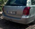 Сірий Тойота Авенсіс, об'ємом двигуна 2 л та пробігом 318 тис. км за 3300 $, фото 4 на Automoto.ua