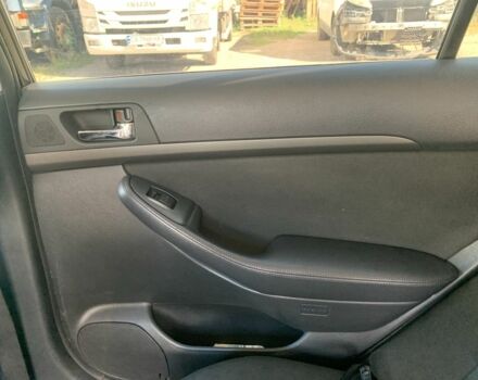 Серый Тойота Авенсис, объемом двигателя 2 л и пробегом 470 тыс. км за 3500 $, фото 10 на Automoto.ua