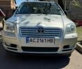 Серый Тойота Авенсис, объемом двигателя 2 л и пробегом 308 тыс. км за 6300 $, фото 1 на Automoto.ua