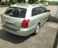 Серый Тойота Авенсис, объемом двигателя 1 л и пробегом 256 тыс. км за 6200 $, фото 1 на Automoto.ua
