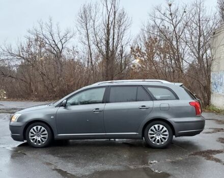 Серый Тойота Авенсис, объемом двигателя 2 л и пробегом 300 тыс. км за 3150 $, фото 7 на Automoto.ua
