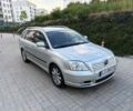 Серый Тойота Авенсис, объемом двигателя 2 л и пробегом 204 тыс. км за 2200 $, фото 1 на Automoto.ua
