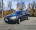 Серый Тойота Авенсис, объемом двигателя 2.2 л и пробегом 329 тыс. км за 5700 $, фото 26 на Automoto.ua