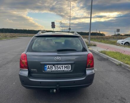Серый Тойота Авенсис, объемом двигателя 1.8 л и пробегом 204 тыс. км за 6700 $, фото 1 на Automoto.ua