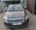 Сірий Тойота Авенсіс, об'ємом двигуна 2.2 л та пробігом 236 тис. км за 5500 $, фото 1 на Automoto.ua