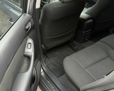 Серый Тойота Авенсис, объемом двигателя 2 л и пробегом 300 тыс. км за 3250 $, фото 21 на Automoto.ua