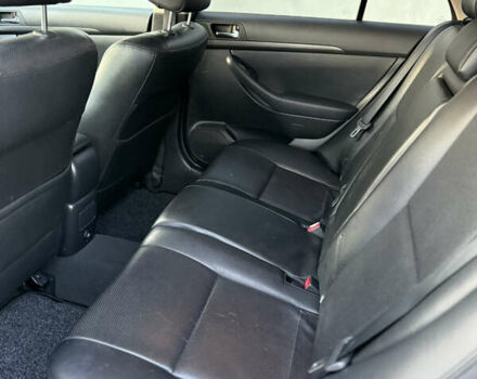 Серый Тойота Авенсис, объемом двигателя 2 л и пробегом 247 тыс. км за 6499 $, фото 100 на Automoto.ua