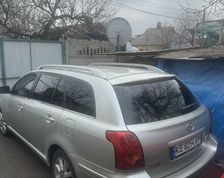 Серый Тойота Авенсис, объемом двигателя 2 л и пробегом 300 тыс. км за 6200 $, фото 2 на Automoto.ua