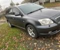 Серый Тойота Авенсис, объемом двигателя 2 л и пробегом 300 тыс. км за 2600 $, фото 4 на Automoto.ua
