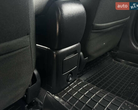 Серый Тойота Авенсис, объемом двигателя 1.8 л и пробегом 219 тыс. км за 6700 $, фото 36 на Automoto.ua