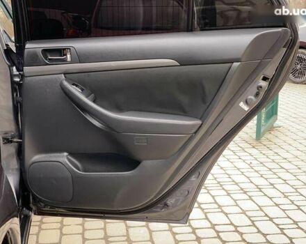 Серый Тойота Авенсис, объемом двигателя 2.2 л и пробегом 272 тыс. км за 4000 $, фото 28 на Automoto.ua