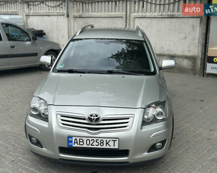 Сірий Тойота Авенсіс, об'ємом двигуна 1.8 л та пробігом 200 тис. км за 7500 $, фото 17 на Automoto.ua
