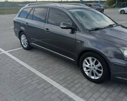 Серый Тойота Авенсис, объемом двигателя 2.23 л и пробегом 274 тыс. км за 6900 $, фото 7 на Automoto.ua