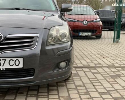 Серый Тойота Авенсис, объемом двигателя 2.2 л и пробегом 272 тыс. км за 4000 $, фото 9 на Automoto.ua