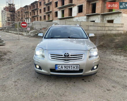 Сірий Тойота Авенсіс, об'ємом двигуна 2.2 л та пробігом 308 тис. км за 6199 $, фото 1 на Automoto.ua