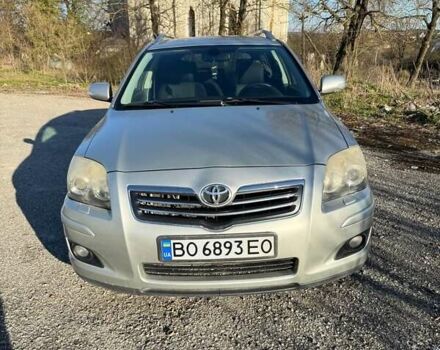 Серый Тойота Авенсис, объемом двигателя 2.2 л и пробегом 241 тыс. км за 5500 $, фото 3 на Automoto.ua