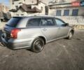 Сірий Тойота Авенсіс, об'ємом двигуна 2 л та пробігом 381 тис. км за 6000 $, фото 4 на Automoto.ua