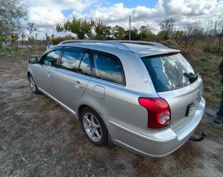 Серый Тойота Авенсис, объемом двигателя 2 л и пробегом 307 тыс. км за 7500 $, фото 7 на Automoto.ua