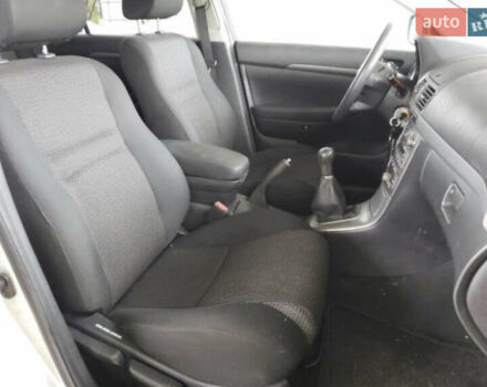 Серый Тойота Авенсис, объемом двигателя 1.8 л и пробегом 282 тыс. км за 7800 $, фото 9 на Automoto.ua