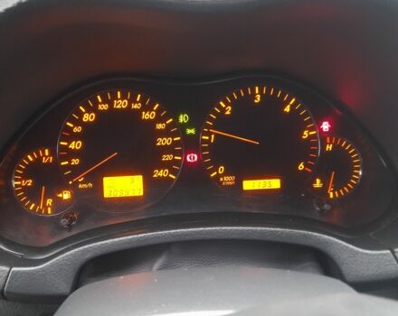 Серый Тойота Авенсис, объемом двигателя 2 л и пробегом 300 тыс. км за 2550 $, фото 22 на Automoto.ua