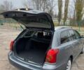 Серый Тойота Авенсис, объемом двигателя 2 л и пробегом 300 тыс. км за 3100 $, фото 4 на Automoto.ua