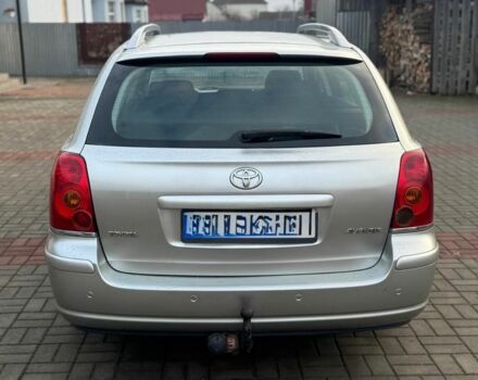 Сірий Тойота Авенсіс, об'ємом двигуна 2 л та пробігом 310 тис. км за 2750 $, фото 1 на Automoto.ua