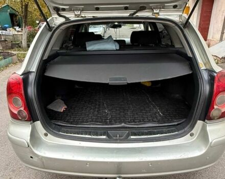 Серый Тойота Авенсис, объемом двигателя 2.2 л и пробегом 460 тыс. км за 5700 $, фото 4 на Automoto.ua