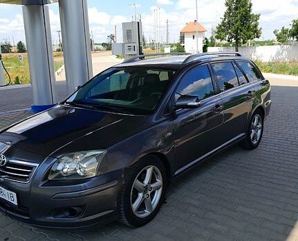 Серый Тойота Авенсис, объемом двигателя 2.2 л и пробегом 254 тыс. км за 6200 $, фото 8 на Automoto.ua