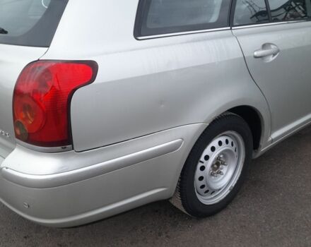 Серый Тойота Авенсис, объемом двигателя 2 л и пробегом 300 тыс. км за 2550 $, фото 4 на Automoto.ua