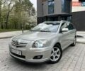 Серый Тойота Авенсис, объемом двигателя 2 л и пробегом 235 тыс. км за 6200 $, фото 1 на Automoto.ua