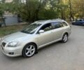 Сірий Тойота Авенсіс, об'ємом двигуна 2.2 л та пробігом 300 тис. км за 4950 $, фото 5 на Automoto.ua