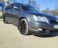 Серый Тойота Авенсис, объемом двигателя 2 л и пробегом 300 тыс. км за 5300 $, фото 1 на Automoto.ua