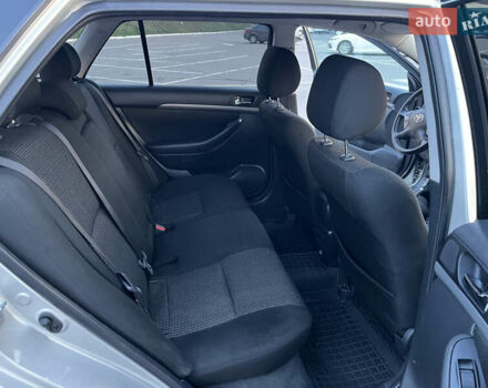 Серый Тойота Авенсис, объемом двигателя 2.2 л и пробегом 299 тыс. км за 7200 $, фото 20 на Automoto.ua