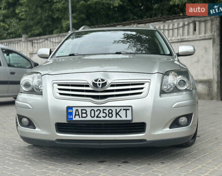 Сірий Тойота Авенсіс, об'ємом двигуна 1.8 л та пробігом 200 тис. км за 7500 $, фото 10 на Automoto.ua