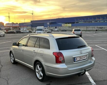 Серый Тойота Авенсис, объемом двигателя 2.2 л и пробегом 250 тыс. км за 7200 $, фото 7 на Automoto.ua