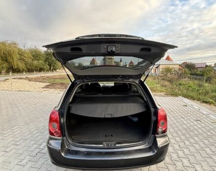 Серый Тойота Авенсис, объемом двигателя 2.2 л и пробегом 270 тыс. км за 6200 $, фото 4 на Automoto.ua