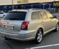 Серый Тойота Авенсис, объемом двигателя 2.2 л и пробегом 250 тыс. км за 7200 $, фото 4 на Automoto.ua