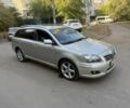 Сірий Тойота Авенсіс, об'ємом двигуна 2.2 л та пробігом 300 тис. км за 4950 $, фото 1 на Automoto.ua