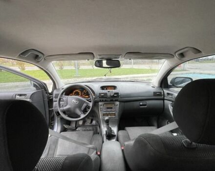 Сірий Тойота Авенсіс, об'ємом двигуна 2.2 л та пробігом 302 тис. км за 5850 $, фото 6 на Automoto.ua