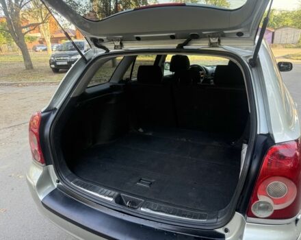 Сірий Тойота Авенсіс, об'ємом двигуна 2.2 л та пробігом 300 тис. км за 4950 $, фото 16 на Automoto.ua