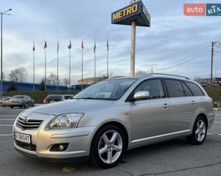 Серый Тойота Авенсис, объемом двигателя 2.2 л и пробегом 299 тыс. км за 7200 $, фото 10 на Automoto.ua