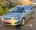 Сірий Тойота Авенсіс, об'ємом двигуна 1.8 л та пробігом 228 тис. км за 7000 $, фото 1 на Automoto.ua