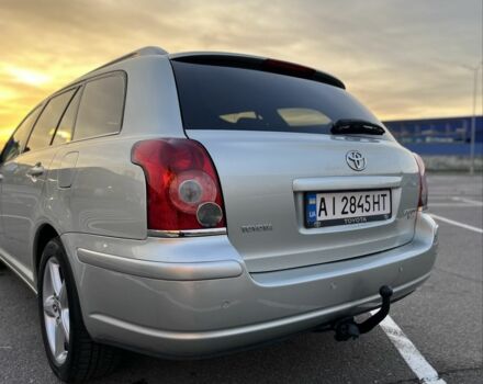 Серый Тойота Авенсис, объемом двигателя 2.2 л и пробегом 250 тыс. км за 7200 $, фото 5 на Automoto.ua