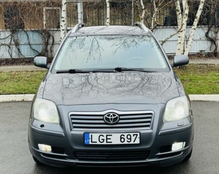 Серый Тойота Авенсис, объемом двигателя 2 л и пробегом 231 тыс. км за 2950 $, фото 4 на Automoto.ua