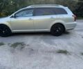Серый Тойота Авенсис, объемом двигателя 1.8 л и пробегом 240 тыс. км за 7100 $, фото 4 на Automoto.ua