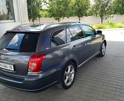 Серый Тойота Авенсис, объемом двигателя 2.2 л и пробегом 254 тыс. км за 6200 $, фото 5 на Automoto.ua