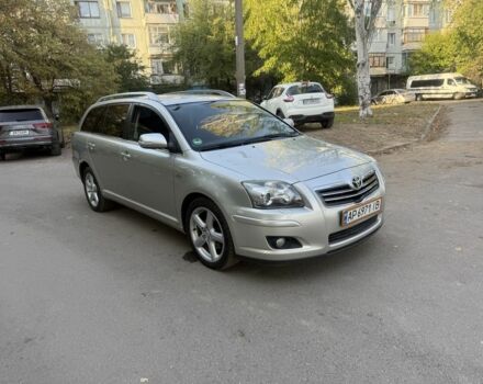 Сірий Тойота Авенсіс, об'ємом двигуна 2.2 л та пробігом 300 тис. км за 4950 $, фото 1 на Automoto.ua